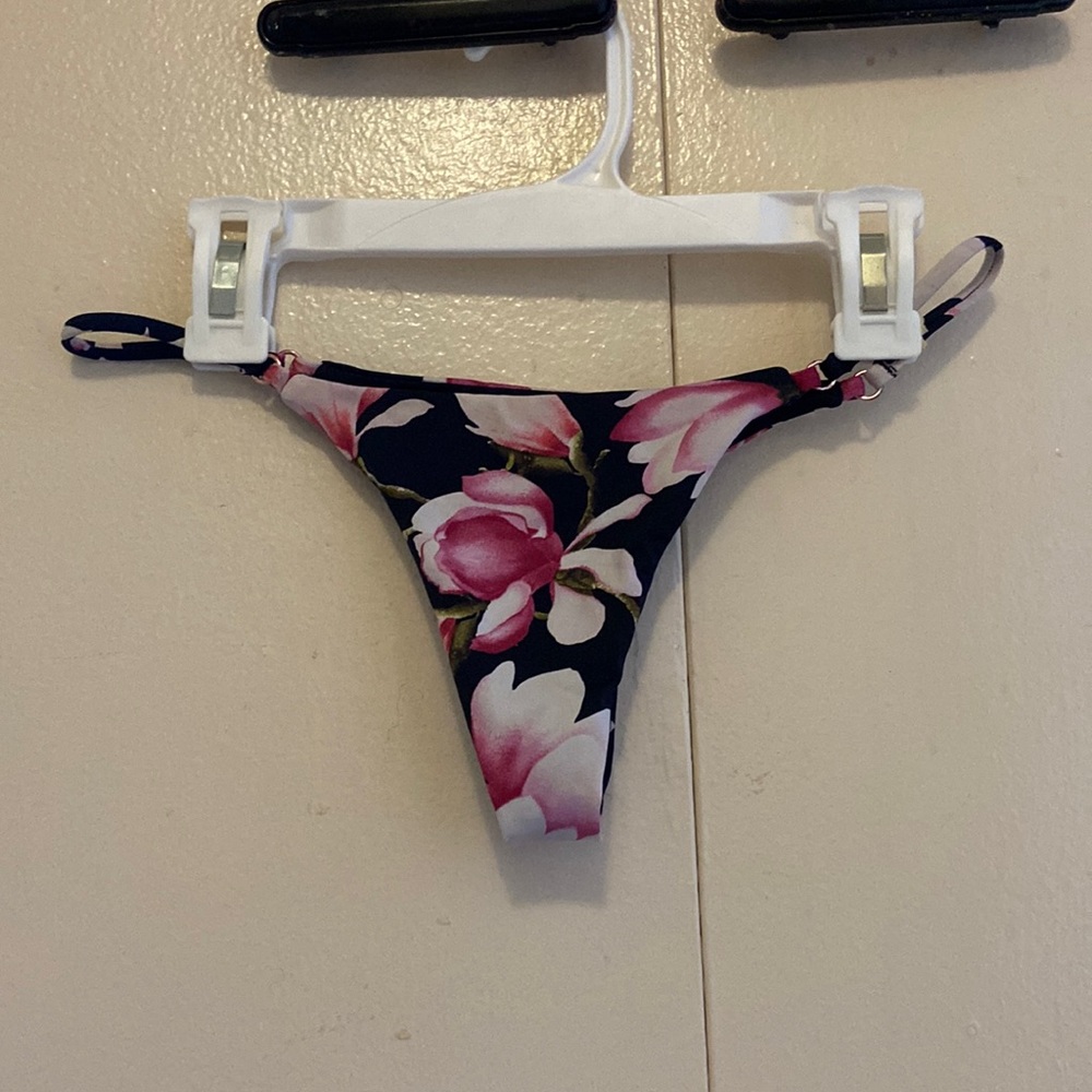 Frankie Bikinis skimpy bottom